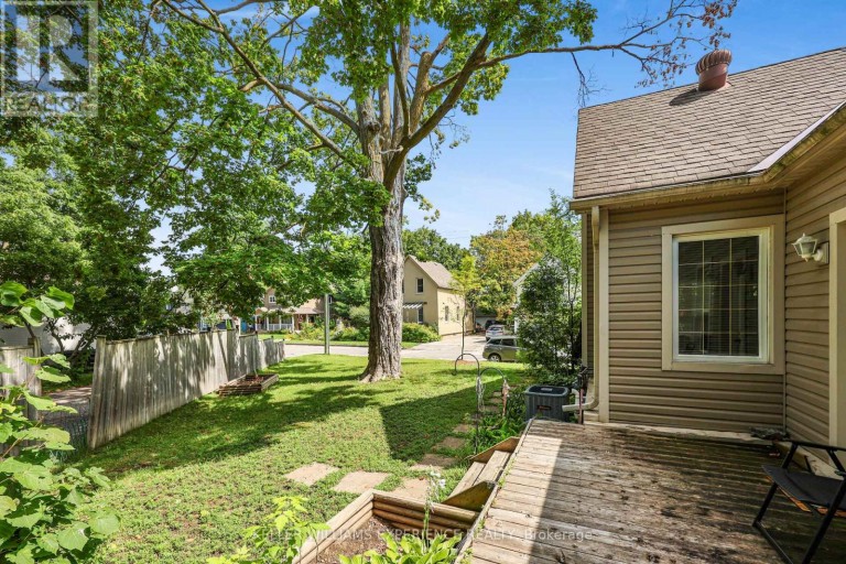 19 CENTRE STREET, Barrie (Allandale), Ontario, L4N3L3
