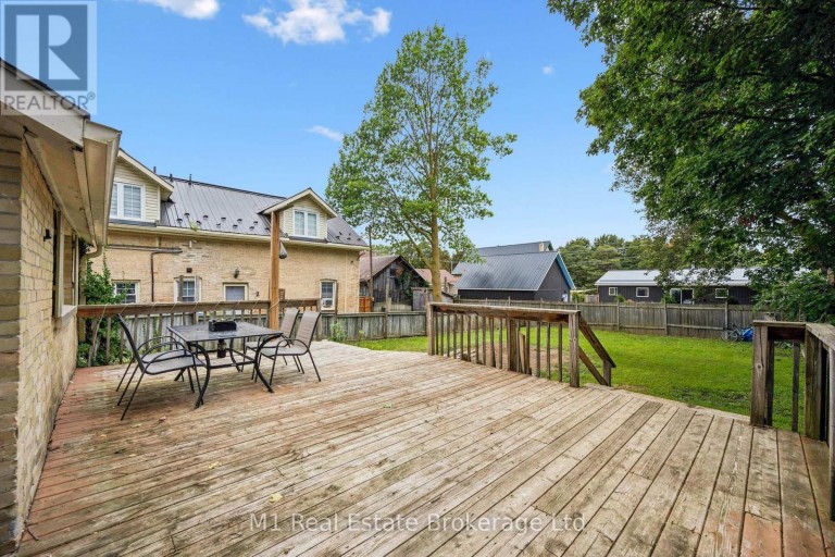 125 ELORA STREET S, Minto, Ontario, N0G1Z0
