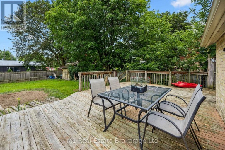 125 ELORA STREET S, Minto, Ontario, N0G1Z0
