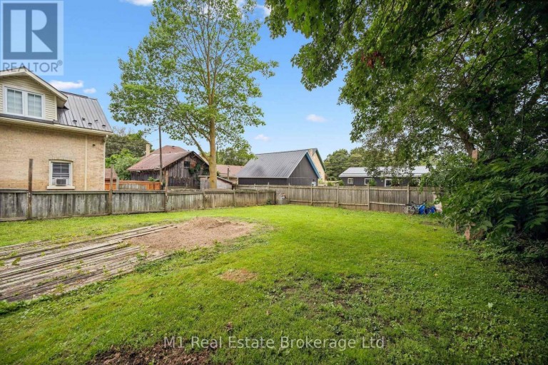 125 ELORA STREET S, Minto, Ontario, N0G1Z0