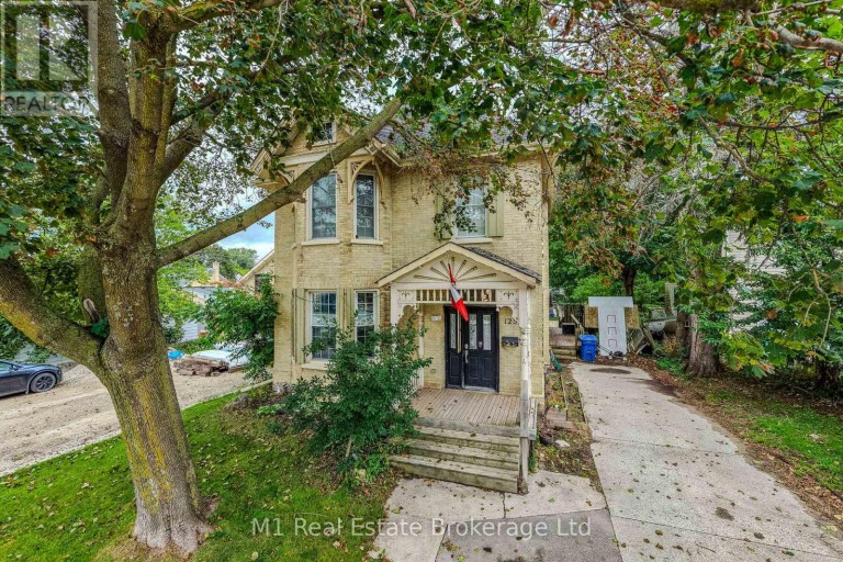 125 ELORA STREET S, Minto, Ontario, N0G1Z0