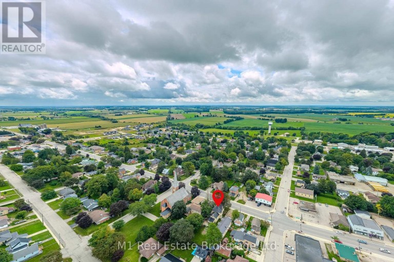 125 ELORA STREET S, Minto, Ontario, N0G1Z0