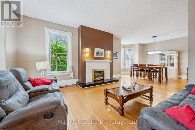 125 ELORA STREET S, Minto, Ontario, N0G1Z0