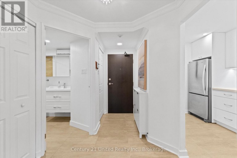 504 - 60 HOMEWOOD AVENUE, Toronto (Cabbagetown-South St. James Town), Ontario, M4Y2X4