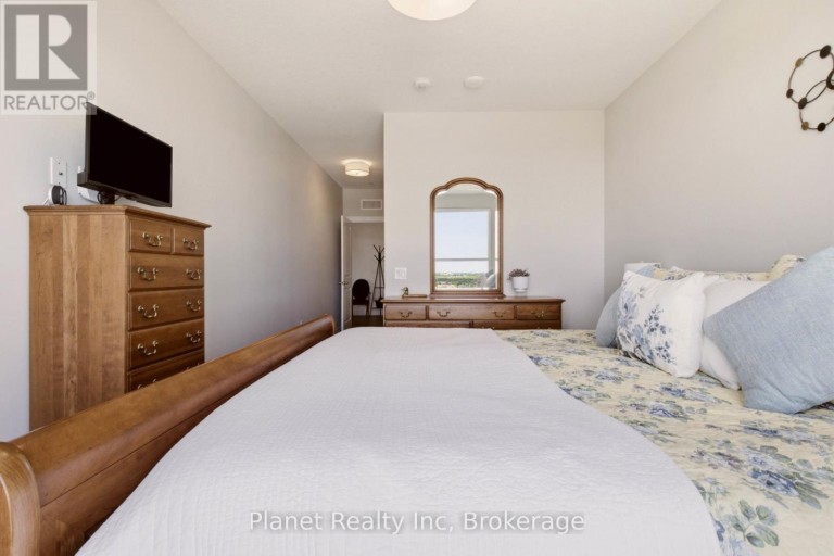 910 - 1878 GORDON STREET, Guelph (Pineridge/Westminster Woods), Ontario, N1L0P4