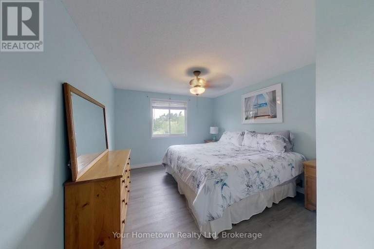 428 FLANNERY DRIVE, Centre Wellington (Fergus), Ontario, N1M3P4