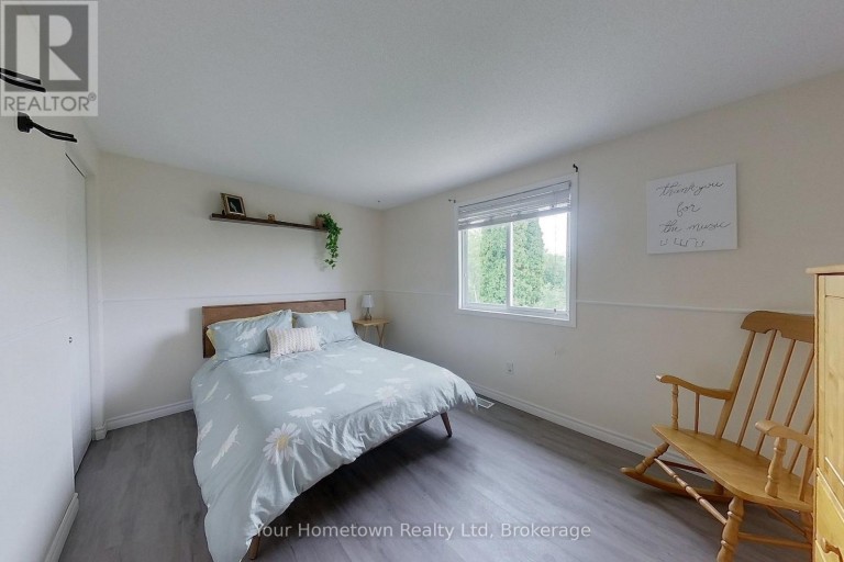 428 FLANNERY DRIVE, Centre Wellington (Fergus), Ontario, N1M3P4