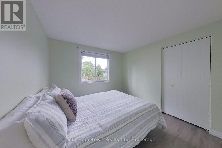 428 FLANNERY DRIVE, Centre Wellington (Fergus), Ontario, N1M3P4