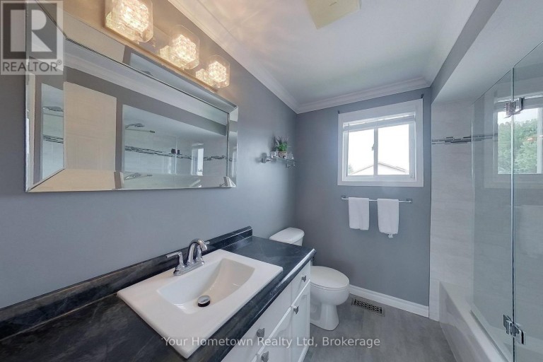 428 FLANNERY DRIVE, Centre Wellington (Fergus), Ontario, N1M3P4
