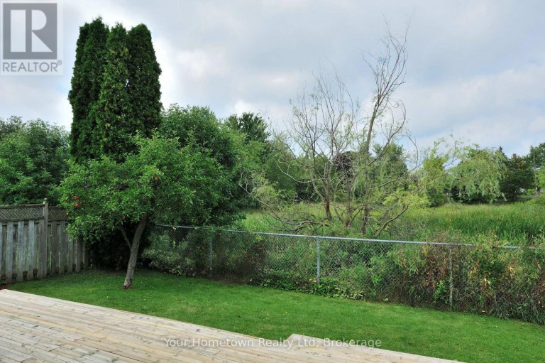 428 FLANNERY DRIVE, Centre Wellington (Fergus), Ontario, N1M3P4