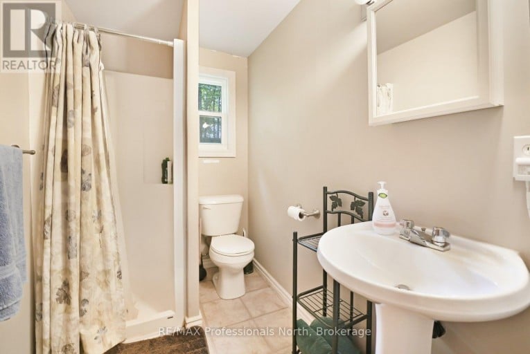1009 SPENCERS TRAIL, Highlands East (Glamorgan), Ontario, K0M1X0