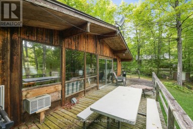 1009 SPENCERS TRAIL Highlands East (Glamorgan) Ontario photo 19