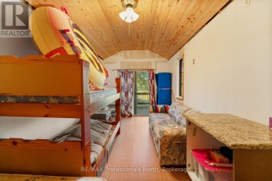 1009 SPENCERS TRAIL Highlands East (Glamorgan) Ontario photo 27