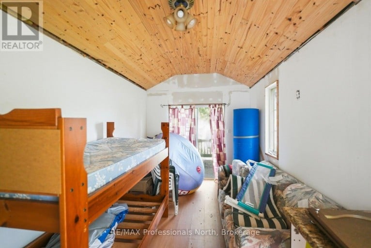 1009 SPENCERS TRAIL, Highlands East (Glamorgan), Ontario, K0M1X0