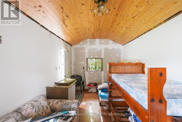 1009 SPENCERS TRAIL, Highlands East (Glamorgan), Ontario, K0M1X0