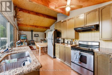 1009 SPENCERS TRAIL Highlands East (Glamorgan) Ontario photo 6