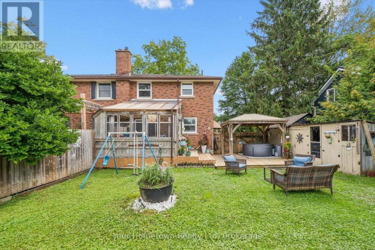 497 ST PATRICK STREET E, Centre Wellington (Fergus), Ontario, N1M1N1