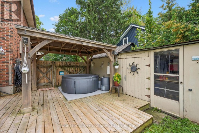 497 ST PATRICK STREET E, Centre Wellington (Fergus), Ontario, N1M1N1