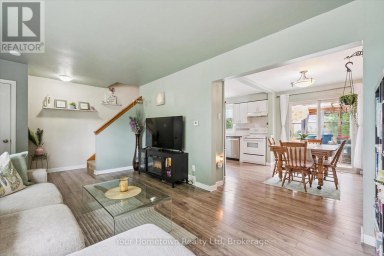 497 ST PATRICK STREET E Centre Wellington (Fergus) Ontario photo 6