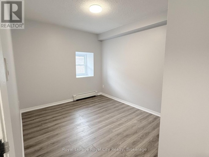 #2 - 116 WYNDHAM STREET N, Guelph (Downtown), Ontario, N1H4E8