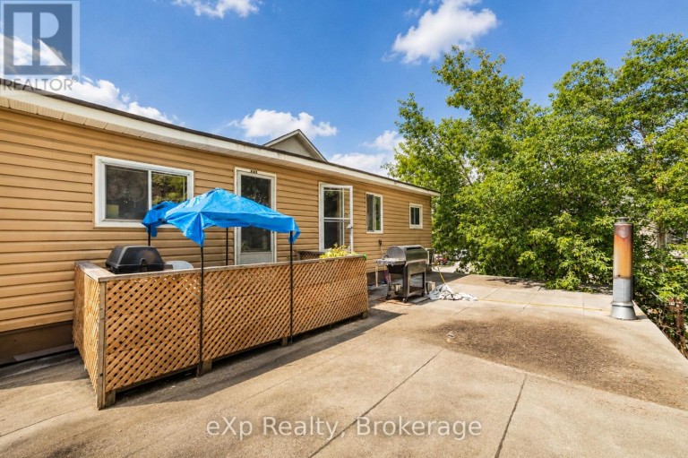 827 3RD AVENUE E, Owen Sound, Ontario, N4K2K6