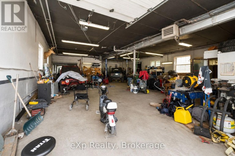 827 3RD AVENUE E, Owen Sound, Ontario, N4K2K6