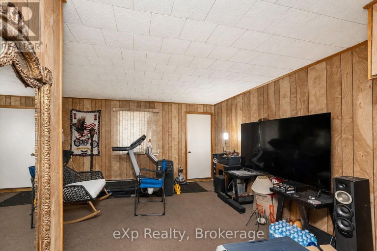 827 3RD AVENUE E, Owen Sound, Ontario, N4K2K6