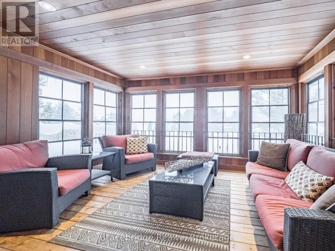 SANDFIELD 5 W10 - 3876 MUSKOKA RD 118 HIGHWAY W, Muskoka Lakes (Medora), Ontario, P0B1J0