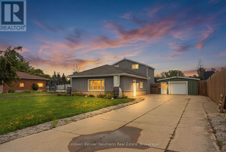 3963 ROAD 111, Perth East (North Easthope), Ontario, N5A6S5
