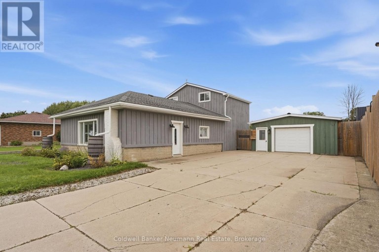3963 ROAD 111, Perth East (North Easthope), Ontario, N5A6S5