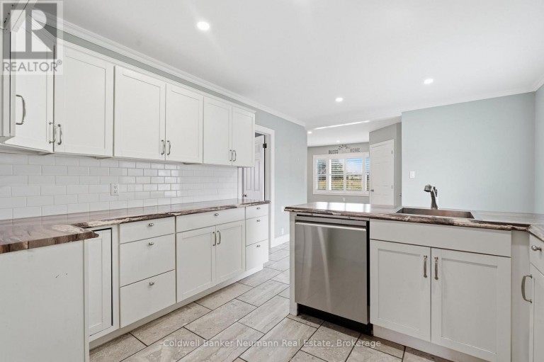 3963 ROAD 111, Perth East (North Easthope), Ontario, N5A6S5