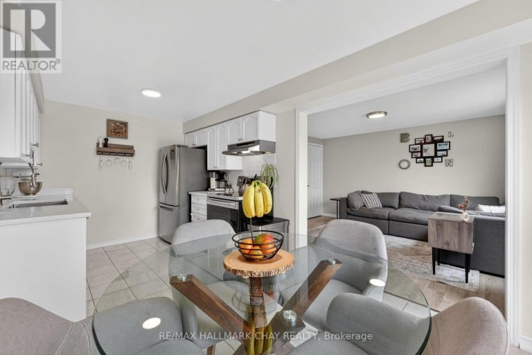 2057 OSBOND ROAD, Innisfil (Alcona), Ontario, L9S0B6