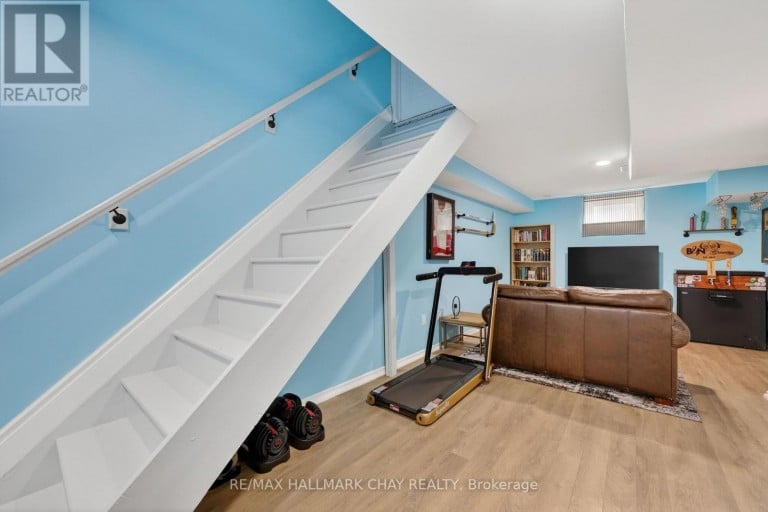 2057 OSBOND ROAD, Innisfil (Alcona), Ontario, L9S0B6