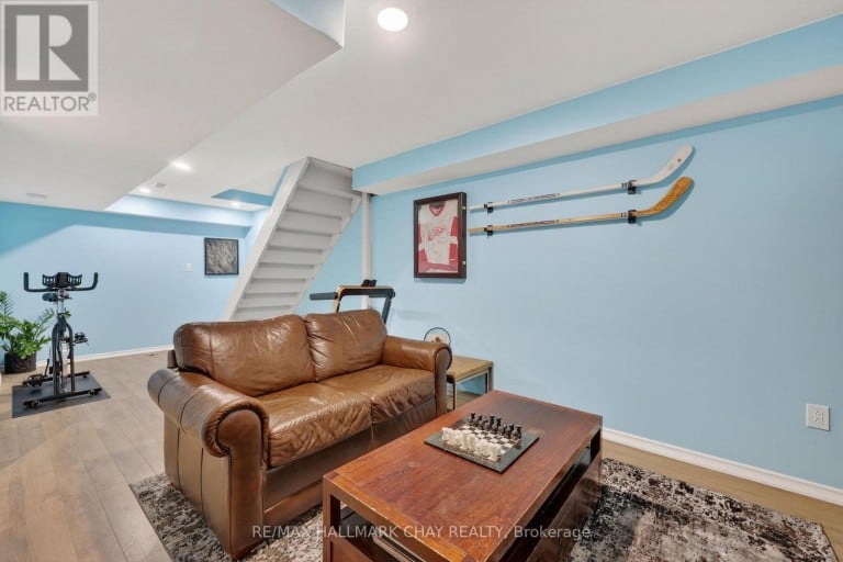 2057 OSBOND ROAD, Innisfil (Alcona), Ontario, L9S0B6