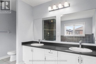 22 GAINSFORD ROAD Brampton (Credit Valley) Ontario photo 16