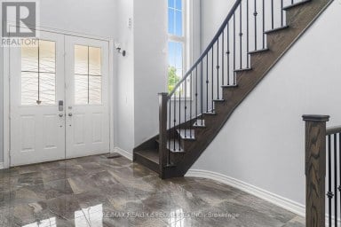 22 GAINSFORD ROAD Brampton (Credit Valley) Ontario photo 2
