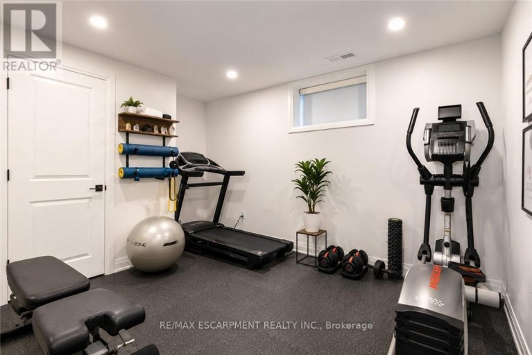 41 CREANONA BOULEVARD, Hamilton (Winona Park), Ontario, L8E5G2