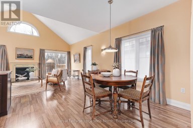 68 KARI CRESCENT Collingwood Ontario photo 10