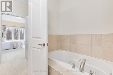 68 KARI CRESCENT Collingwood Ontario photo 31