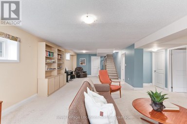 68 KARI CRESCENT Collingwood Ontario photo 36
