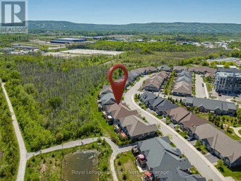 68 KARI CRESCENT Collingwood Ontario photo 5