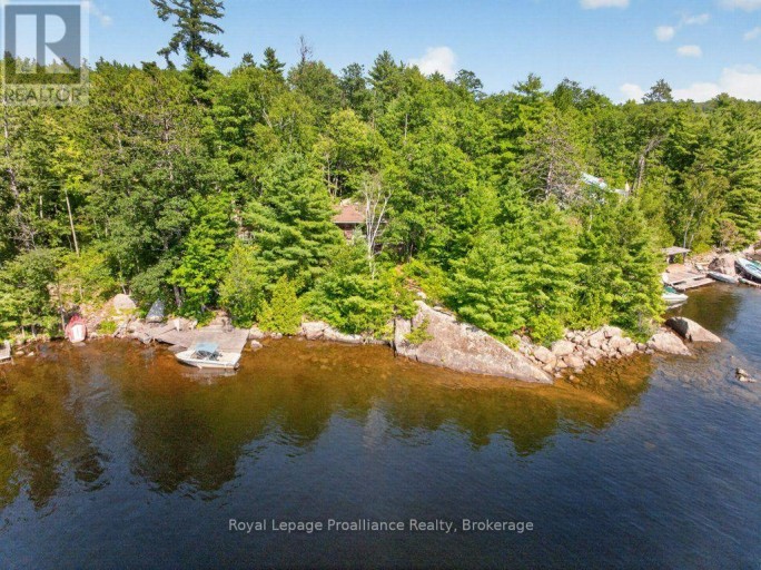 125 MAZINAW LAKE BOAT ACCESS, Addington Highlands (Addington Highlands), Ontario, K0H1K0