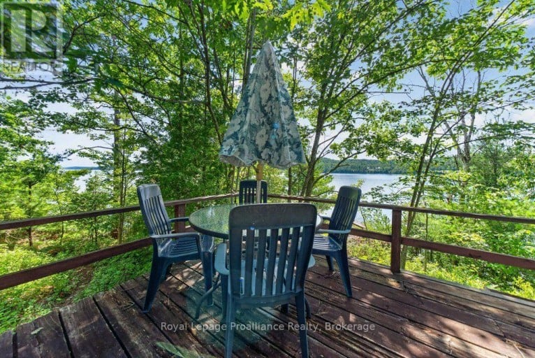 125 MAZINAW LAKE BOAT ACCESS, Addington Highlands (Addington Highlands), Ontario, K0H1K0