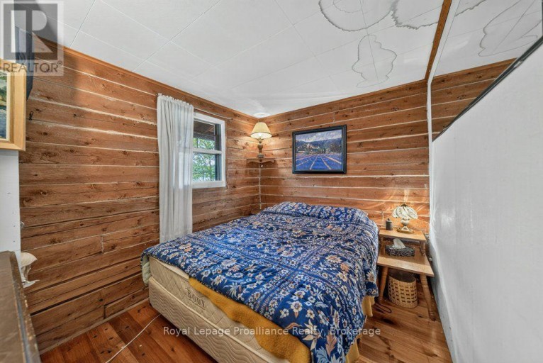 125 MAZINAW LAKE BOAT ACCESS, Addington Highlands (Addington Highlands), Ontario, K0H1K0