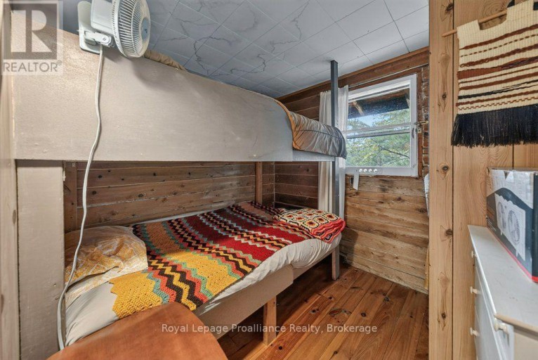 125 MAZINAW LAKE BOAT ACCESS, Addington Highlands (Addington Highlands), Ontario, K0H1K0