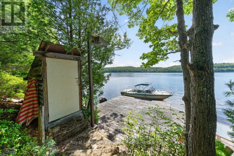 125 MAZINAW LAKE BOAT ACCESS, Addington Highlands (Addington Highlands), Ontario, K0H1K0