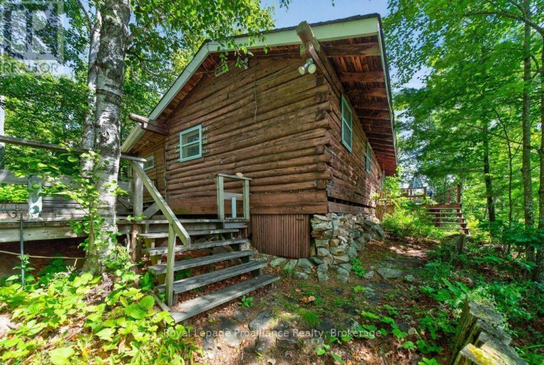 125 MAZINAW LAKE BOAT ACCESS, Addington Highlands (Addington Highlands), Ontario, K0H1K0