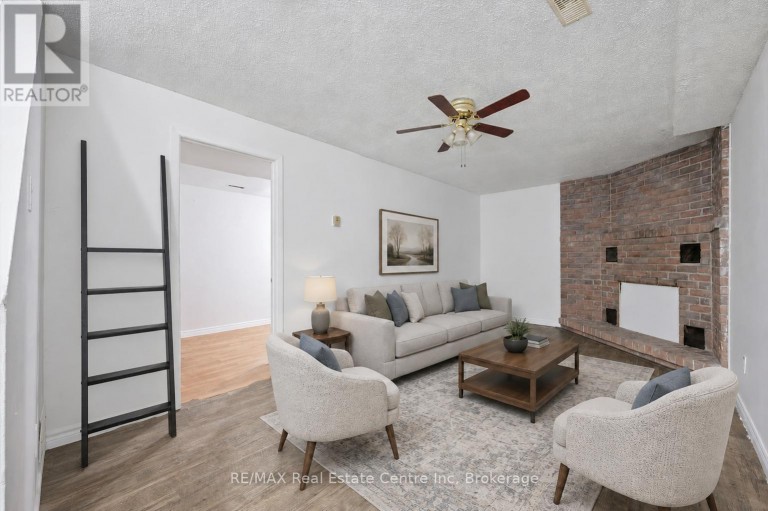 12 MCCARTNEY ROAD, Guelph (Willow West/Sugarbush/West Acres), Ontario, N1K1M8