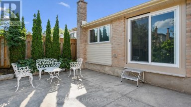 12 MCCARTNEY ROAD Guelph (Willow West/Sugarbush/West Acres) Ontario photo 15