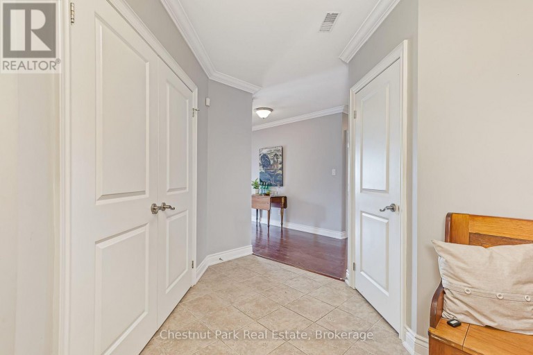 208 - 27 BEAVER STREET, Blue Mountains, Ontario, N0H2P0